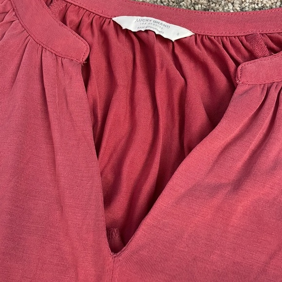 Lucky brand pink too size small - Picture 2 of 3